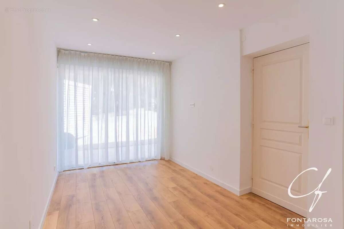 Maison à SAINT-RAPHAEL