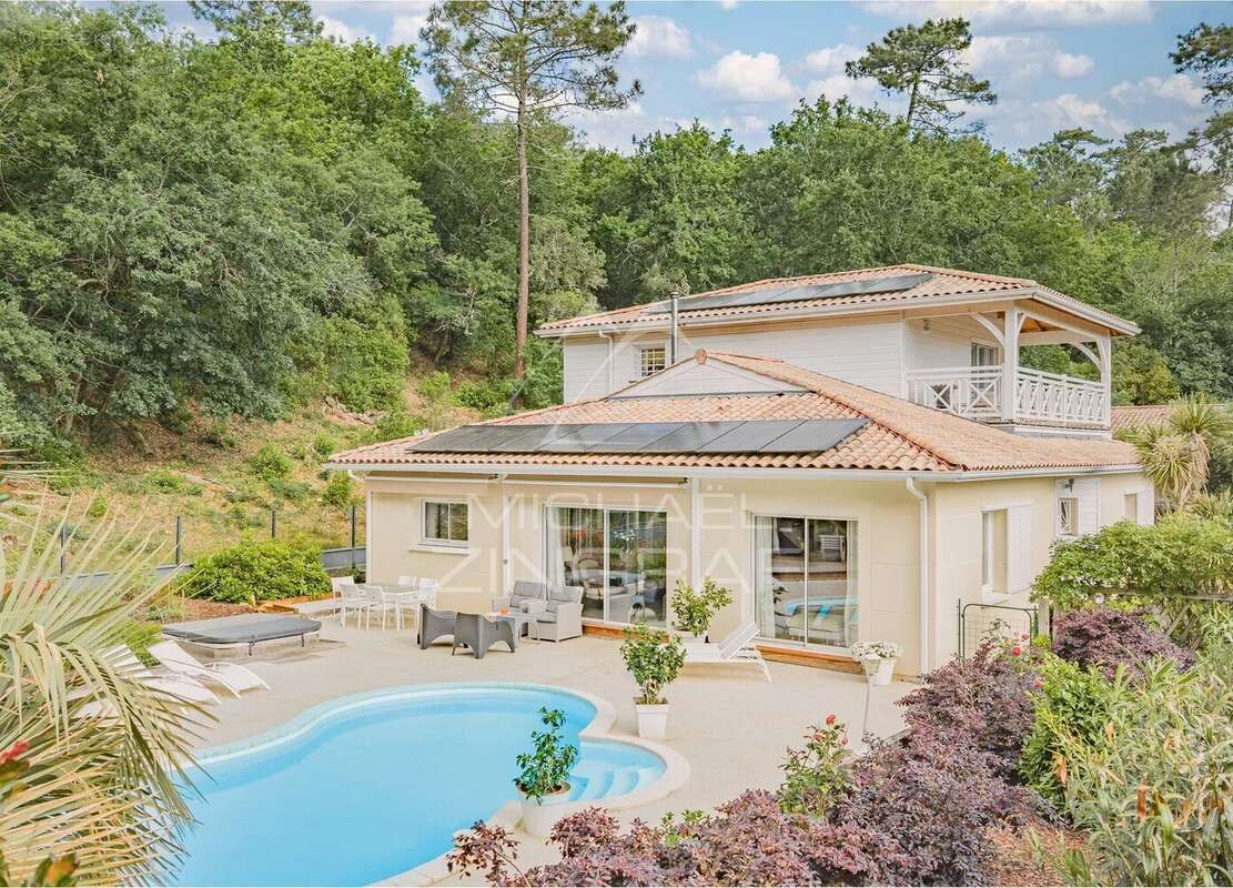 Maison à LE BOUSCAT