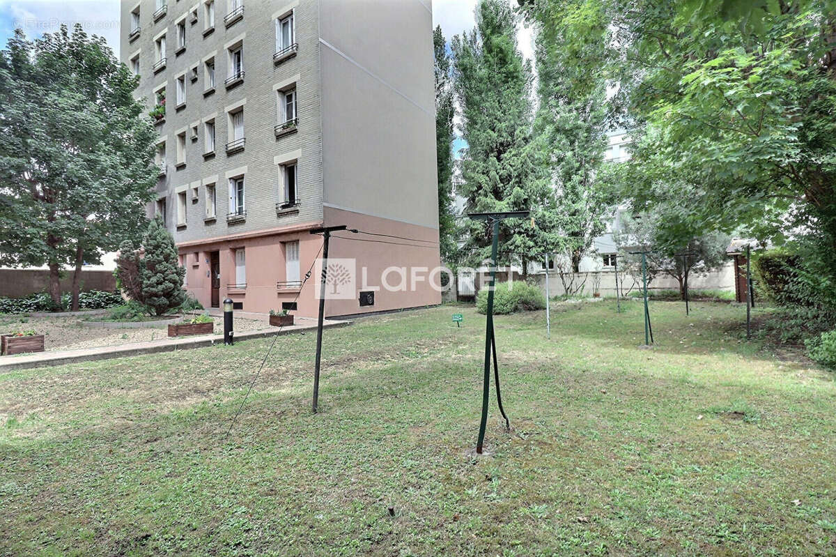 Appartement à MAISONS-ALFORT