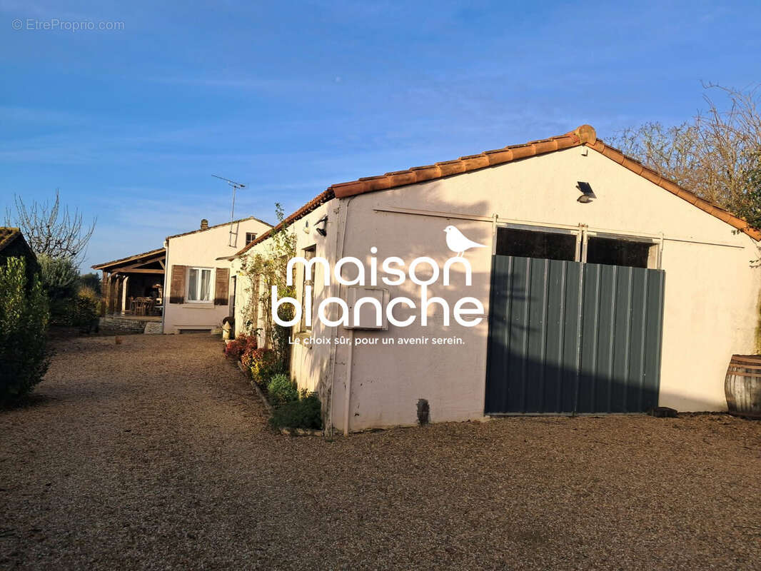 Maison à SAINT-BENOIST-SUR-MER