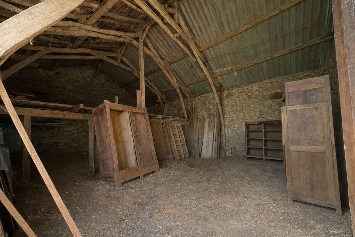 Maison à MAUROUX