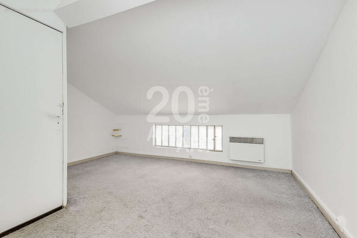 Appartement à PARIS-20E