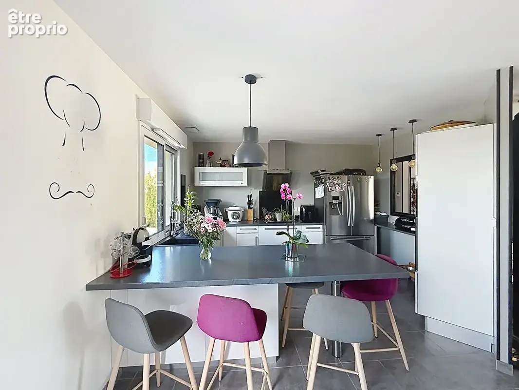 Maison plain-pied avec piscine  6 pièces, 4 chambres 128m² - photo 6
