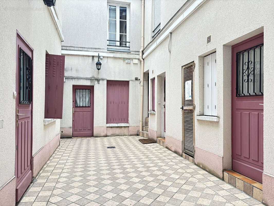 Appartement à PARIS-19E