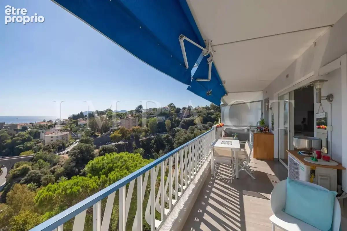 Cannes Petit Juas appartement 2 pièces vue mer à vendre - photo 3