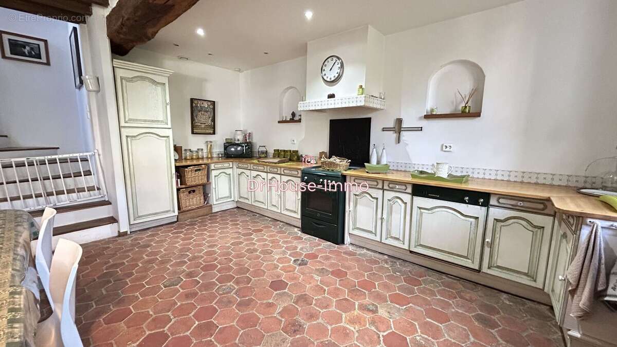 Maison à LA CHAPELLE-GAUTHIER