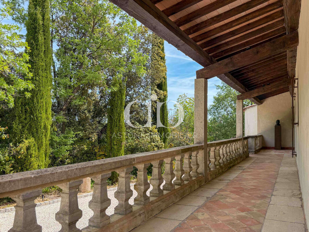 Maison à SAINT-MAXIMIN-LA-SAINTE-BAUME