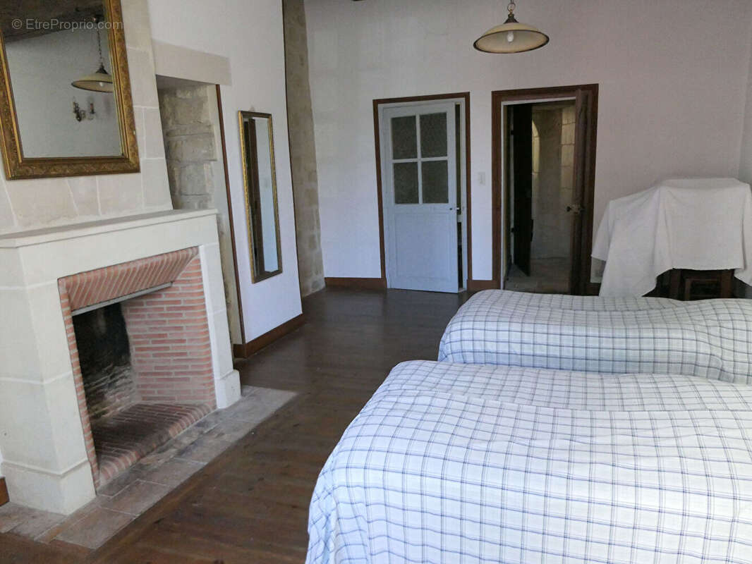 Propriété rare, destinée aux amoureux de belles demeures et de lieux de vie hors du commun ! - photo 10