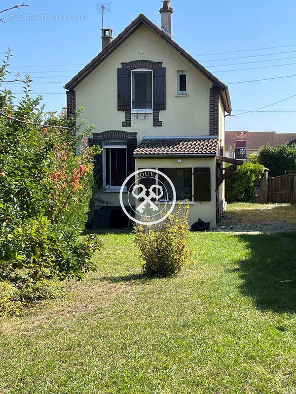 Maison la chapelle saint luc - photo 2