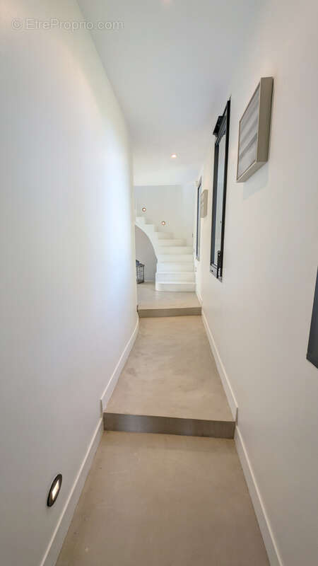 Maison à SAINT-QUENTIN-EN-TOURMONT