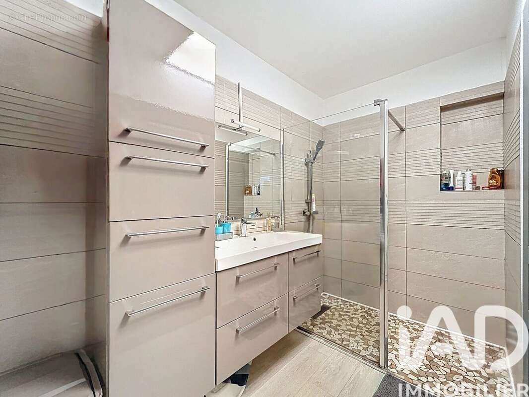 Photo 5 - Maison à SAINT-DENIS