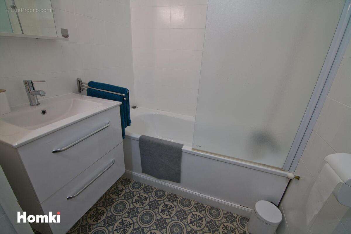 Maison à MONTLIOT-ET-COURCELLES