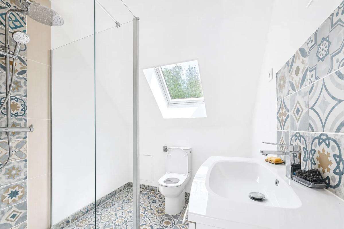 Maison de 6 pièces de 158 m² à Lagny-sur-Marne - photo 18