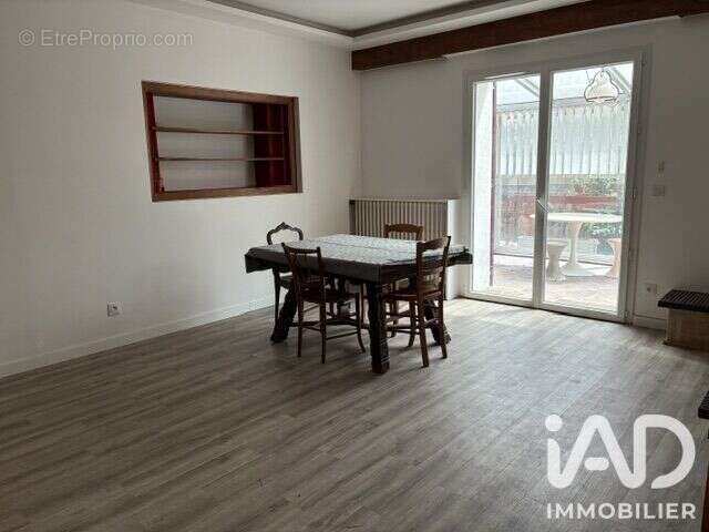 Maison 70 m² à Livry-Gargan  - photo 4