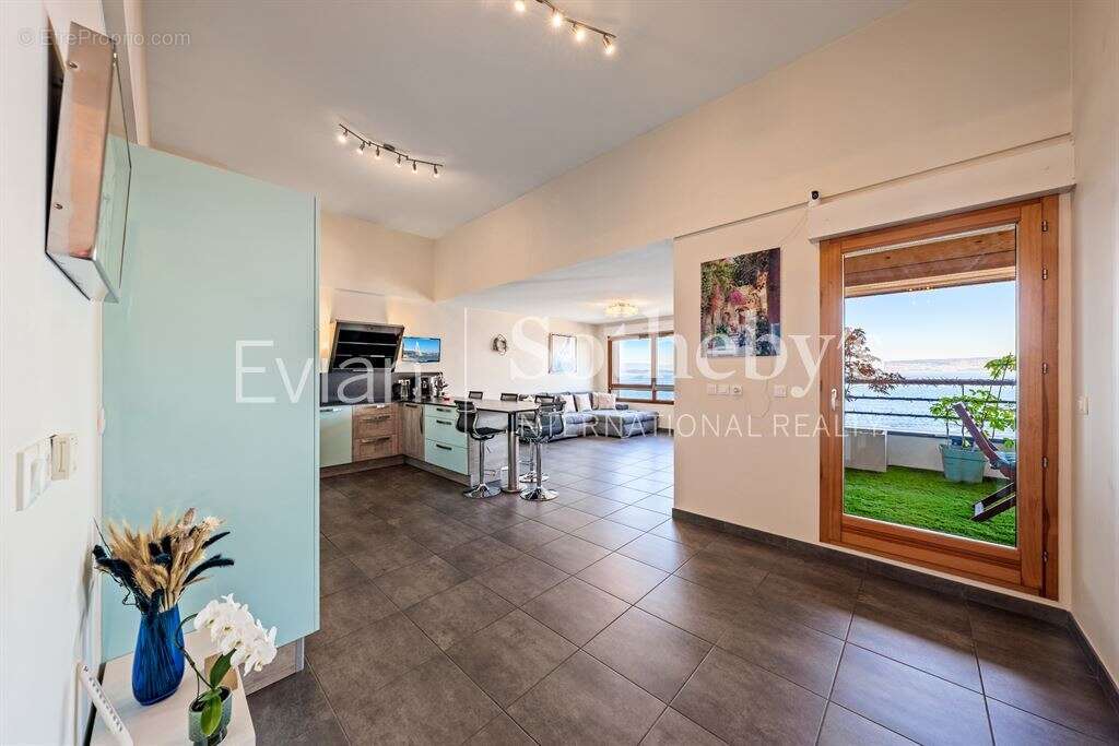 Appartement à EVIAN-LES-BAINS