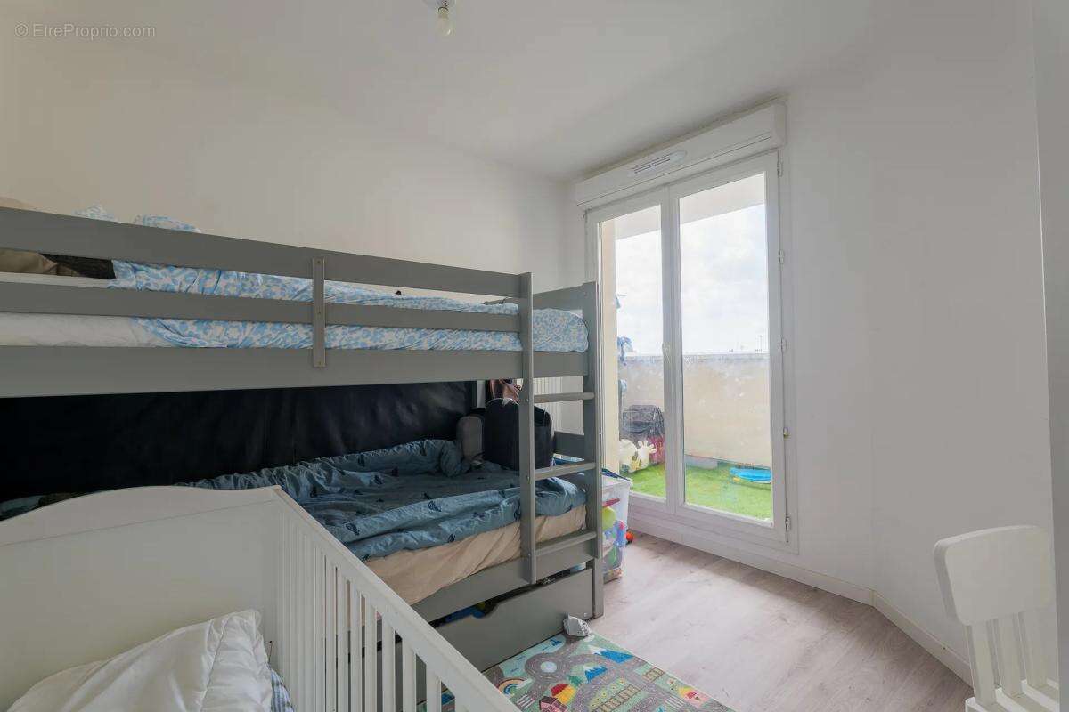 Appartement à LE BLANC-MESNIL