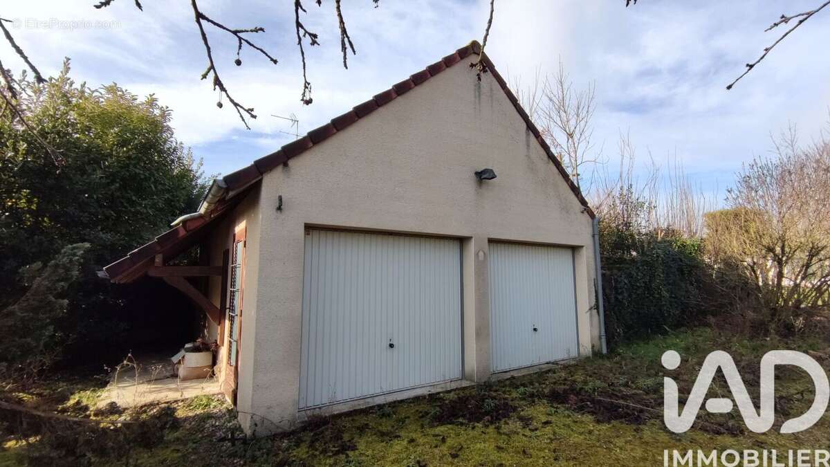 Photo 3 - Maison à LA CHAPELLE-SAINT-LUC