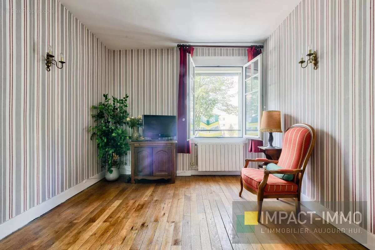 Appartement à LEVALLOIS-PERRET