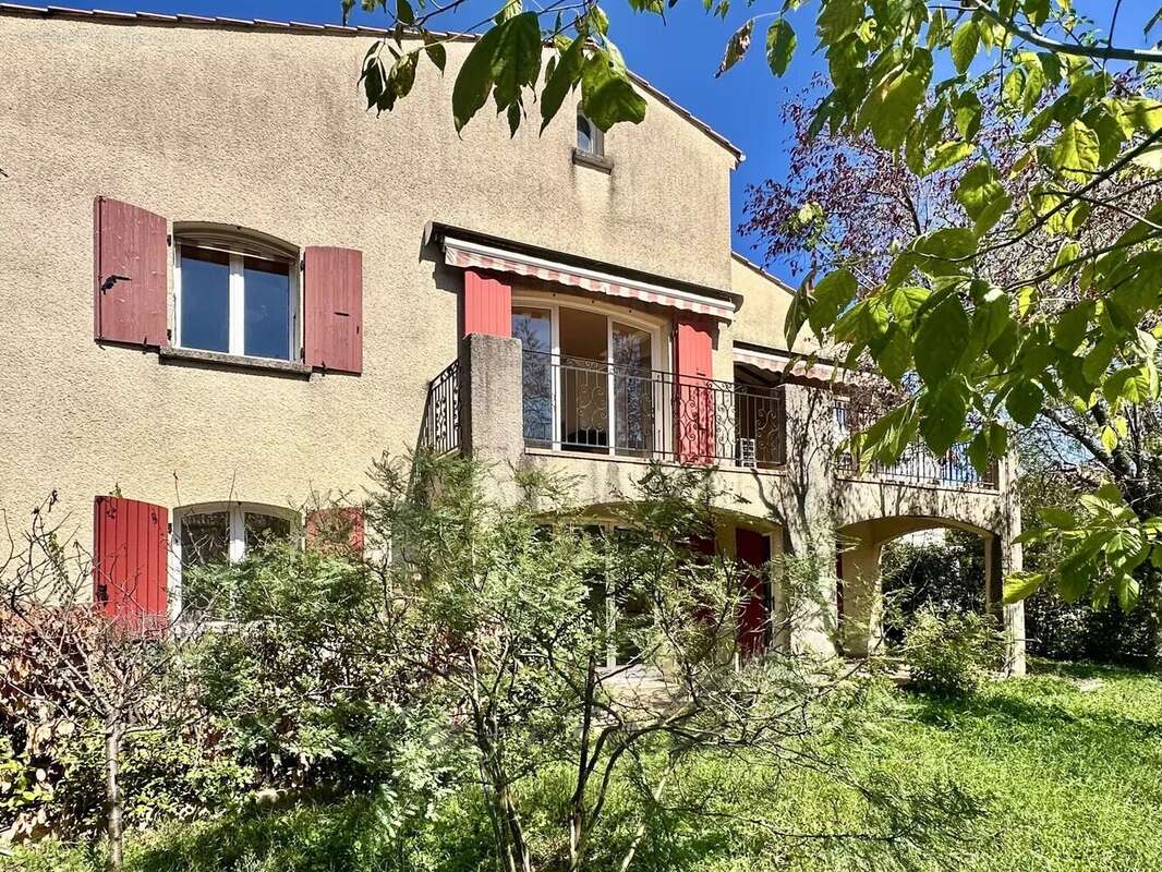 Maison à MONTELIMAR