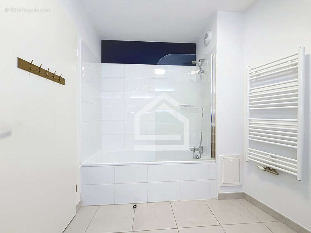 Appartement contemporain 4 pièces avec balcon au sein d'une résidence récente - photo 15