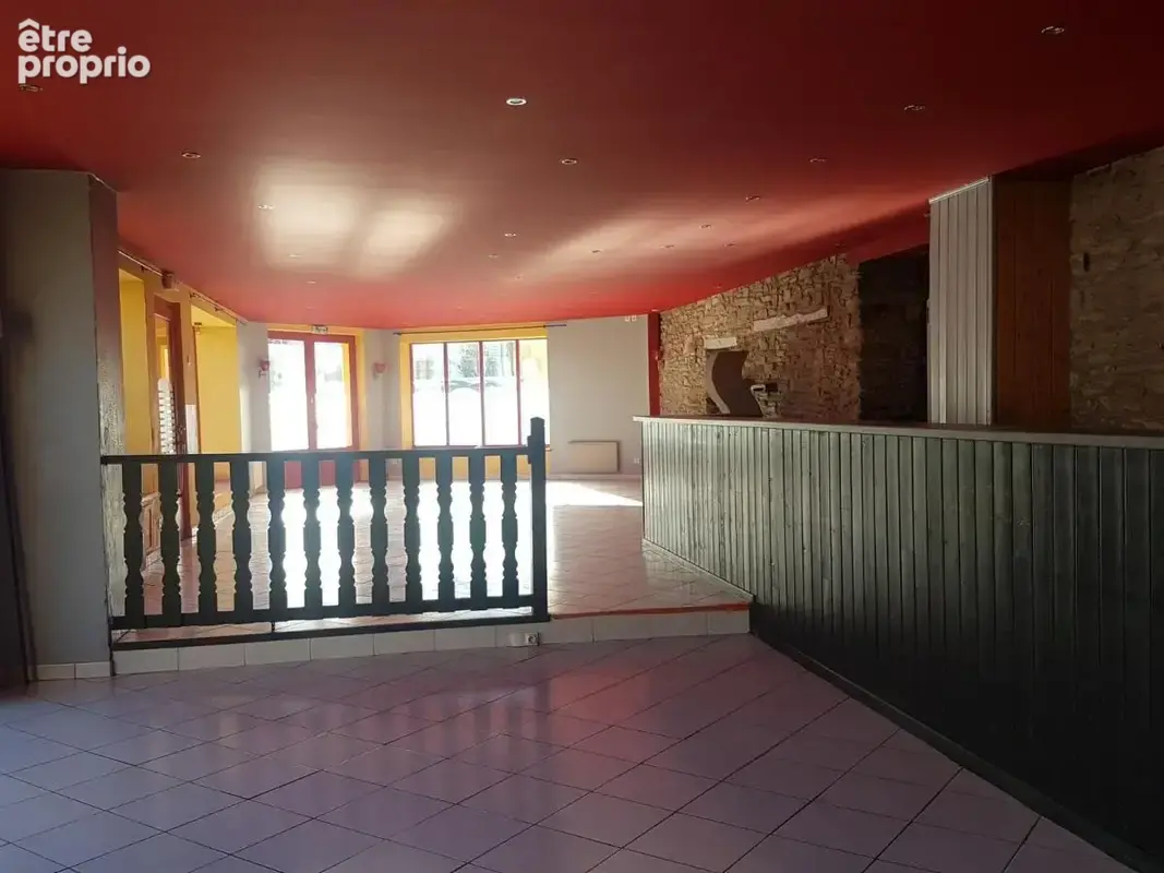 Commerce 200 m² à Gourin  - photo 4