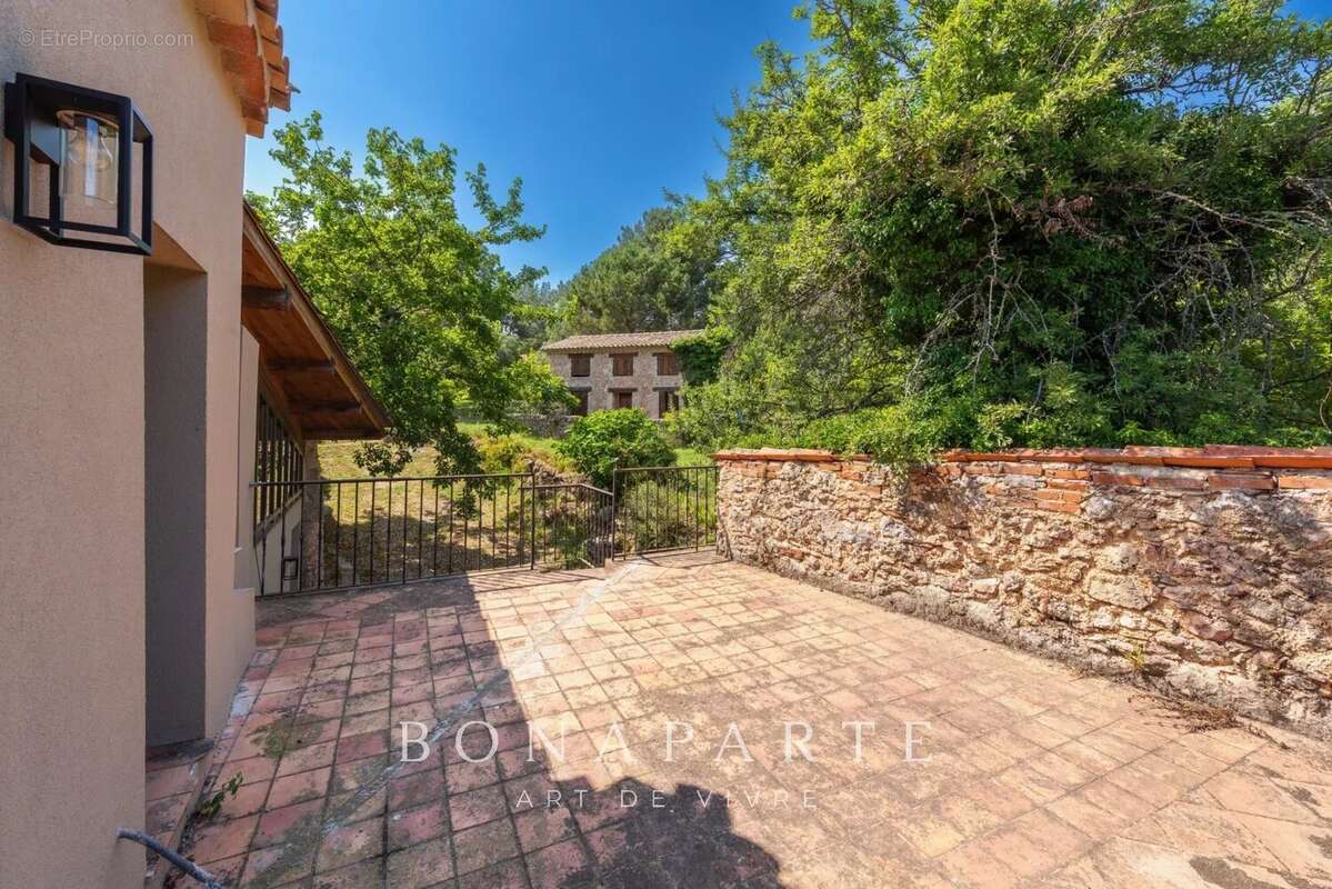 Bastide d'exception aux portes du village — Authenticité, luxe et nature - photo 5