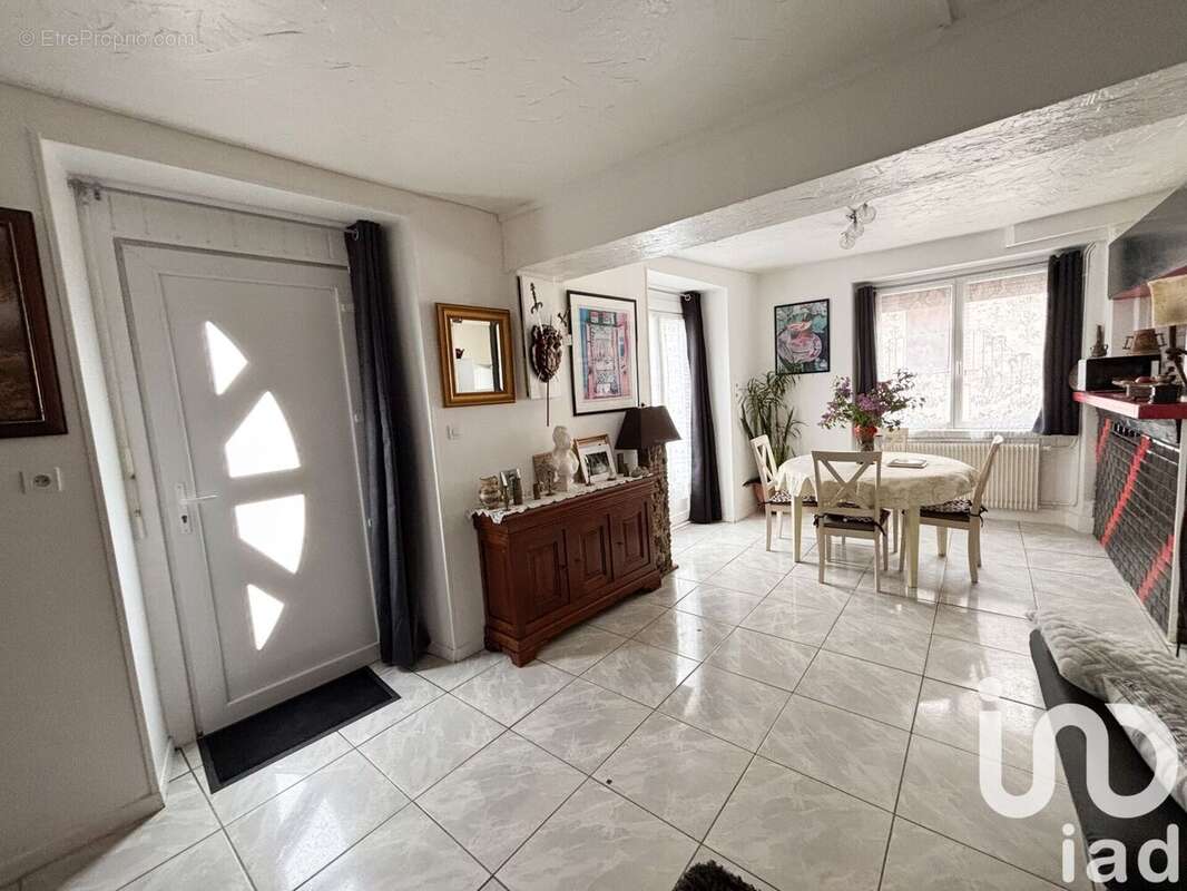 Photo 2 - Maison à SOUPPES-SUR-LOING