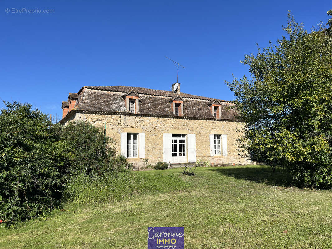 Maison à SAMAZAN