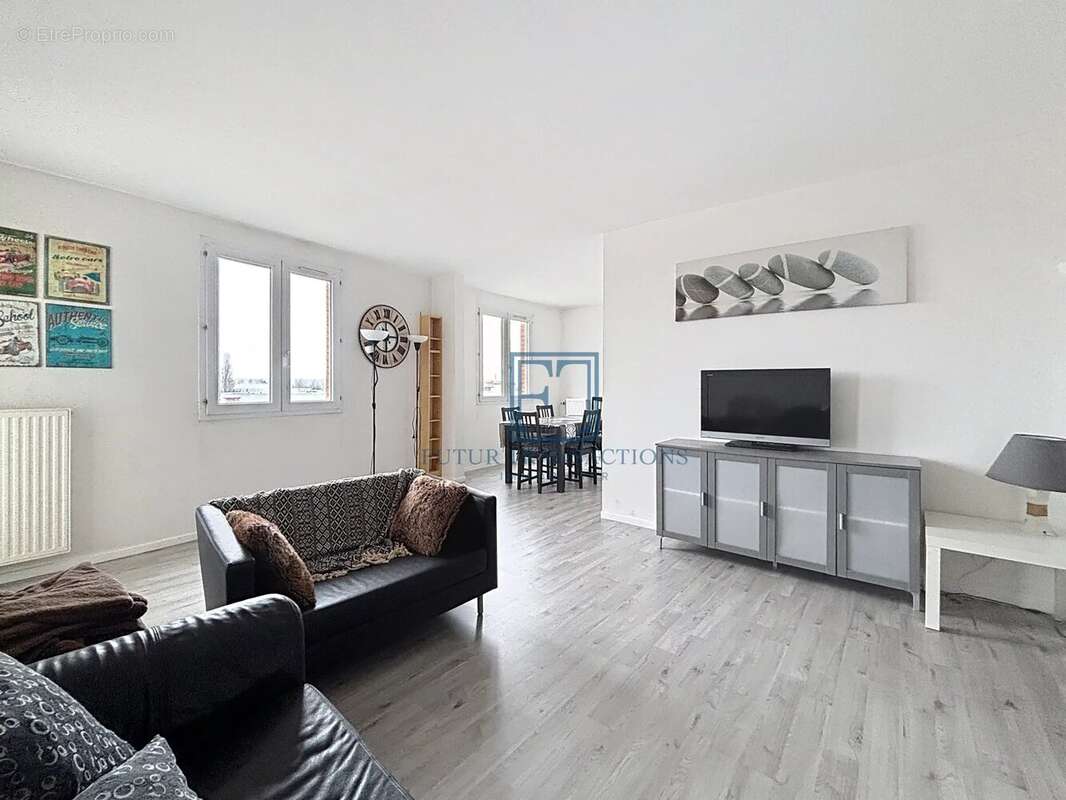 Appartement à ELANCOURT