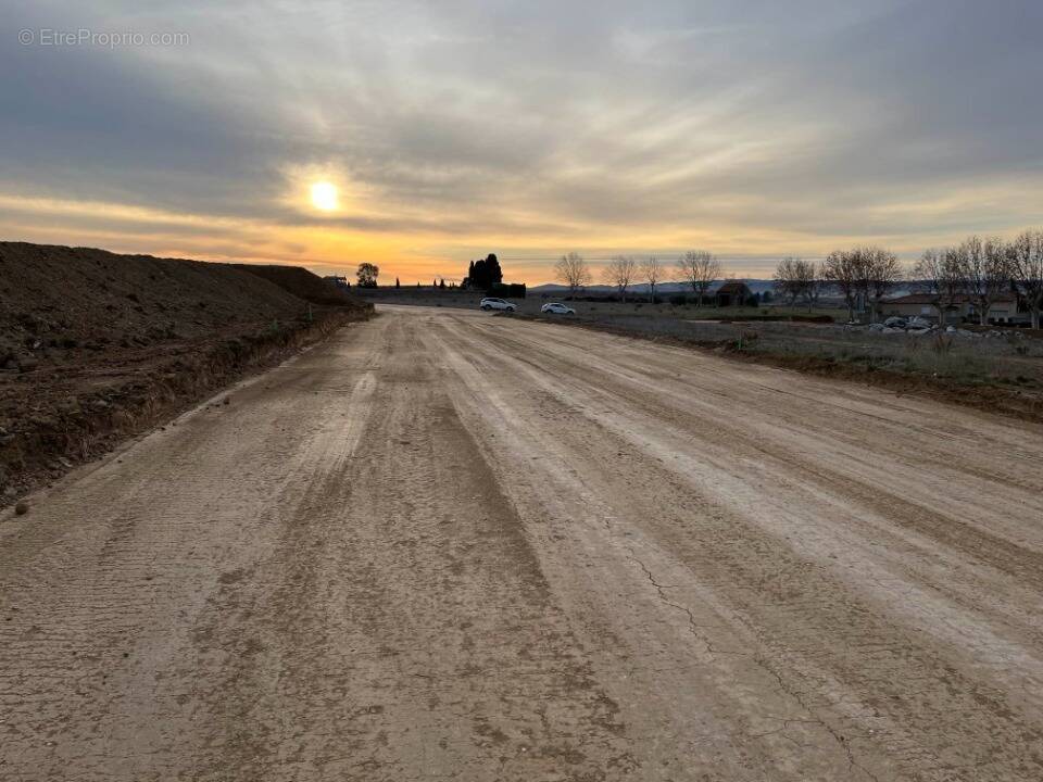Terrain à SAINTE-VALIERE