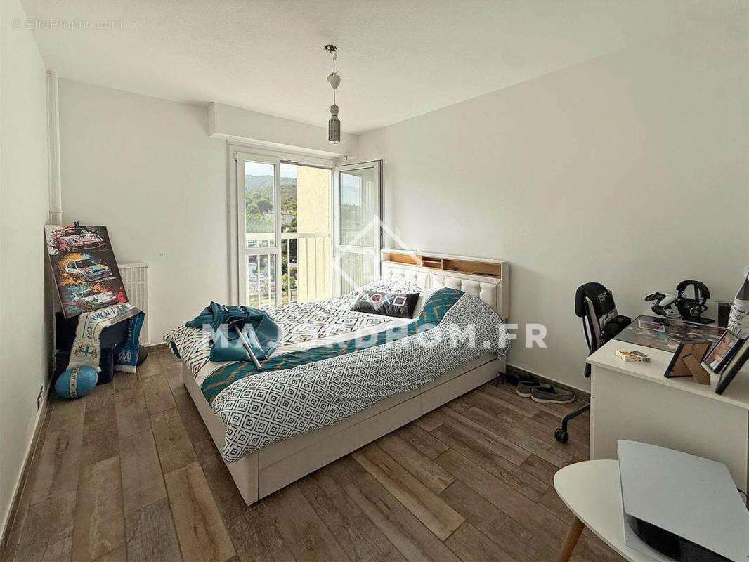 Appartement à MARSEILLE-10E