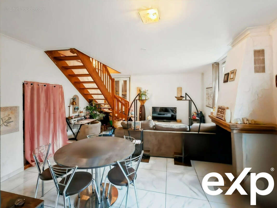 Appartement à VOUGY