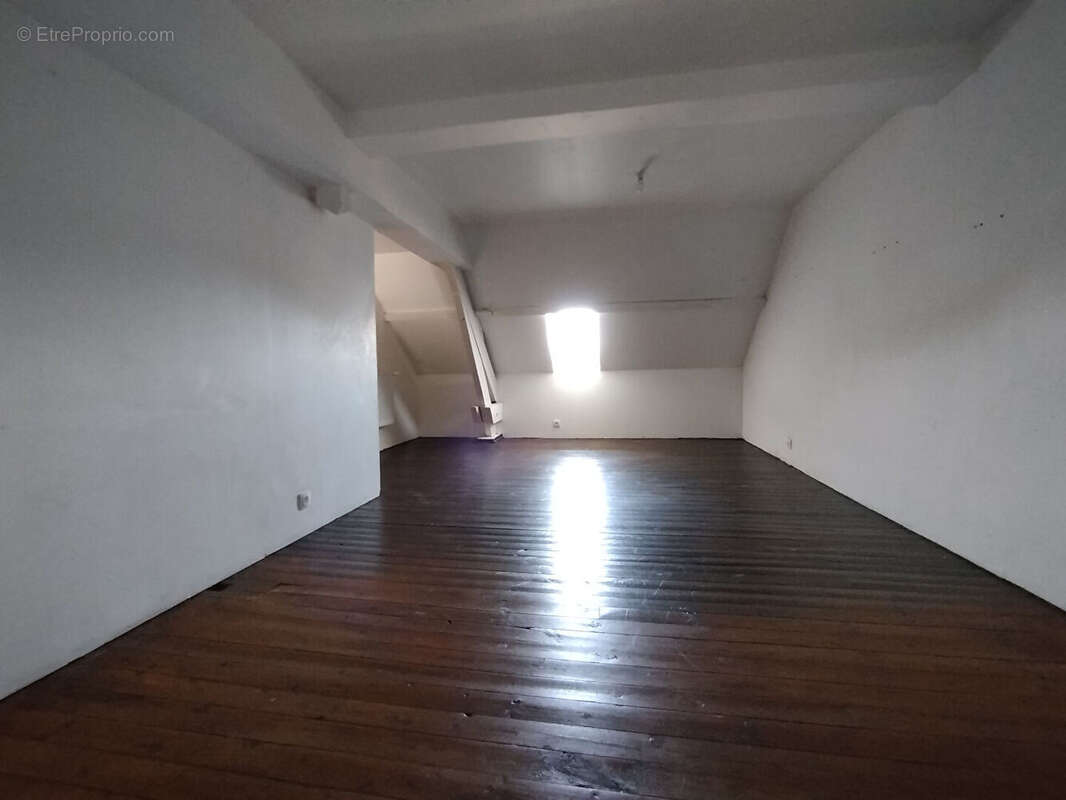 Maison SERAUCOURT-LE-GRAND 8 pièces 181 m² - photo 14