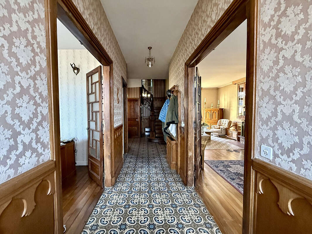 Maison à MIGENNES