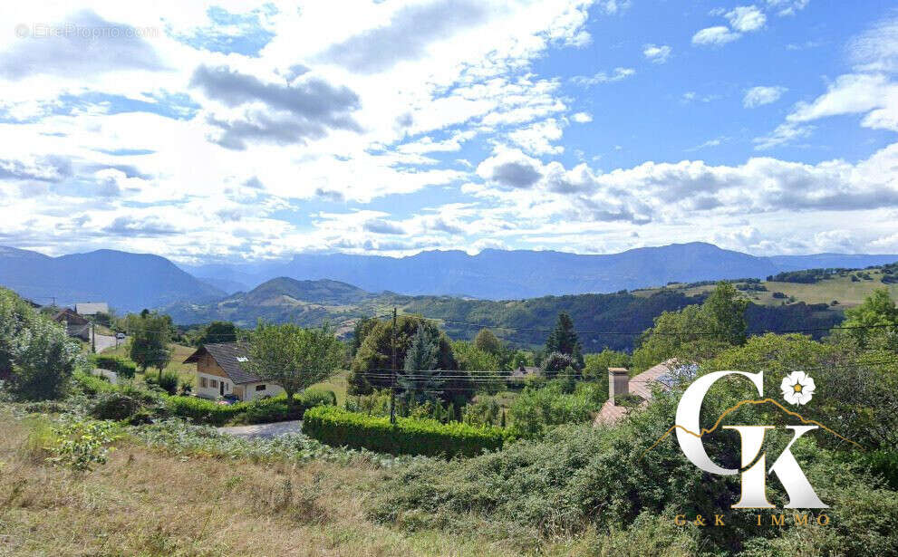 Terrain à SAINT-MARTIN-D&#039;URIAGE