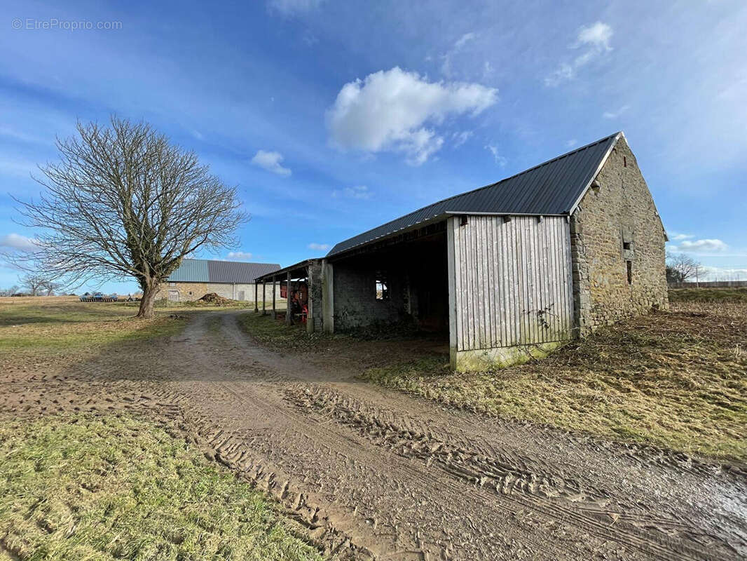 Maison à SAINT-JEAN-DE-LA-HAIZE