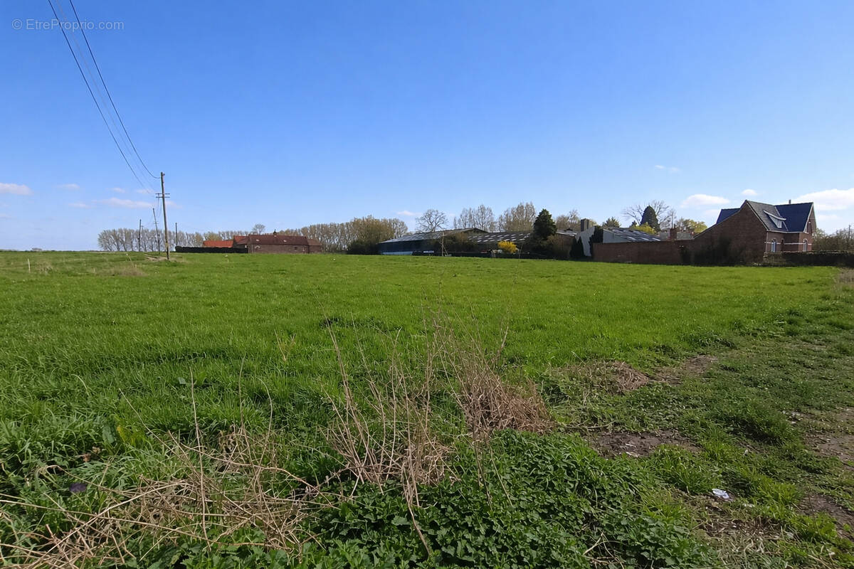 Terrain à LILLERS