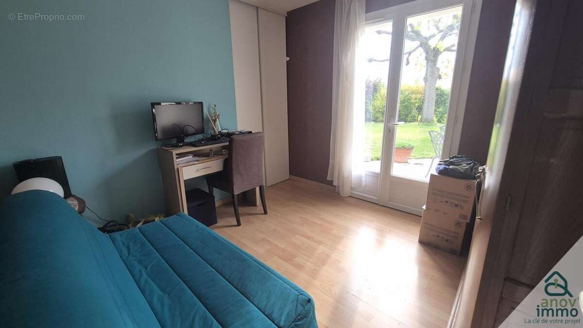 Maison à VOEUIL-ET-GIGET