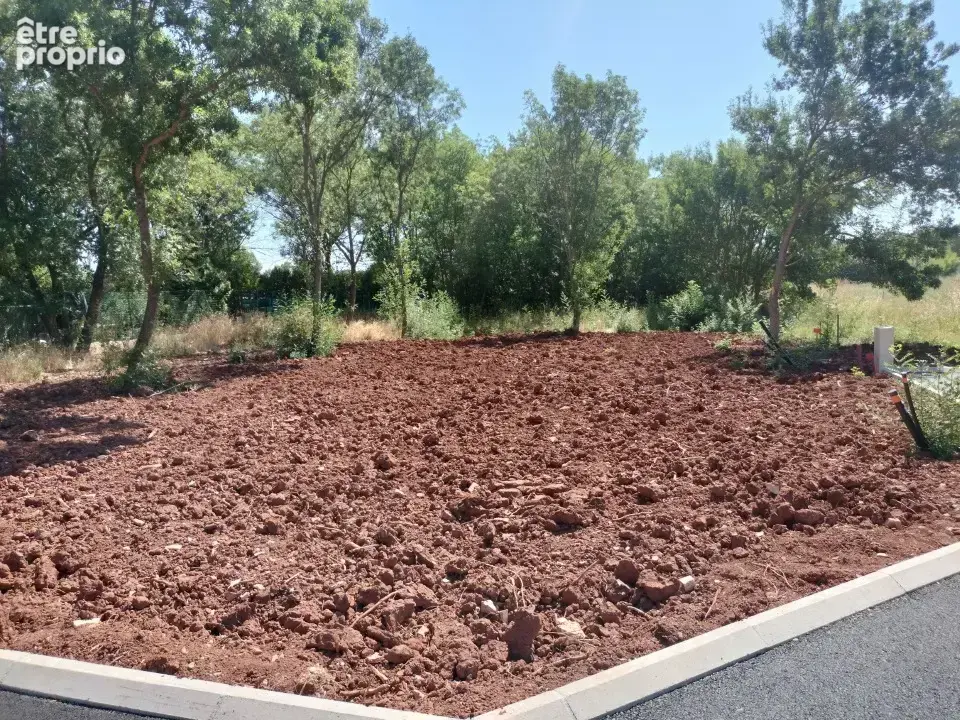 Terrain 300 m² à vendre à Le Luc (83340) - photo 4