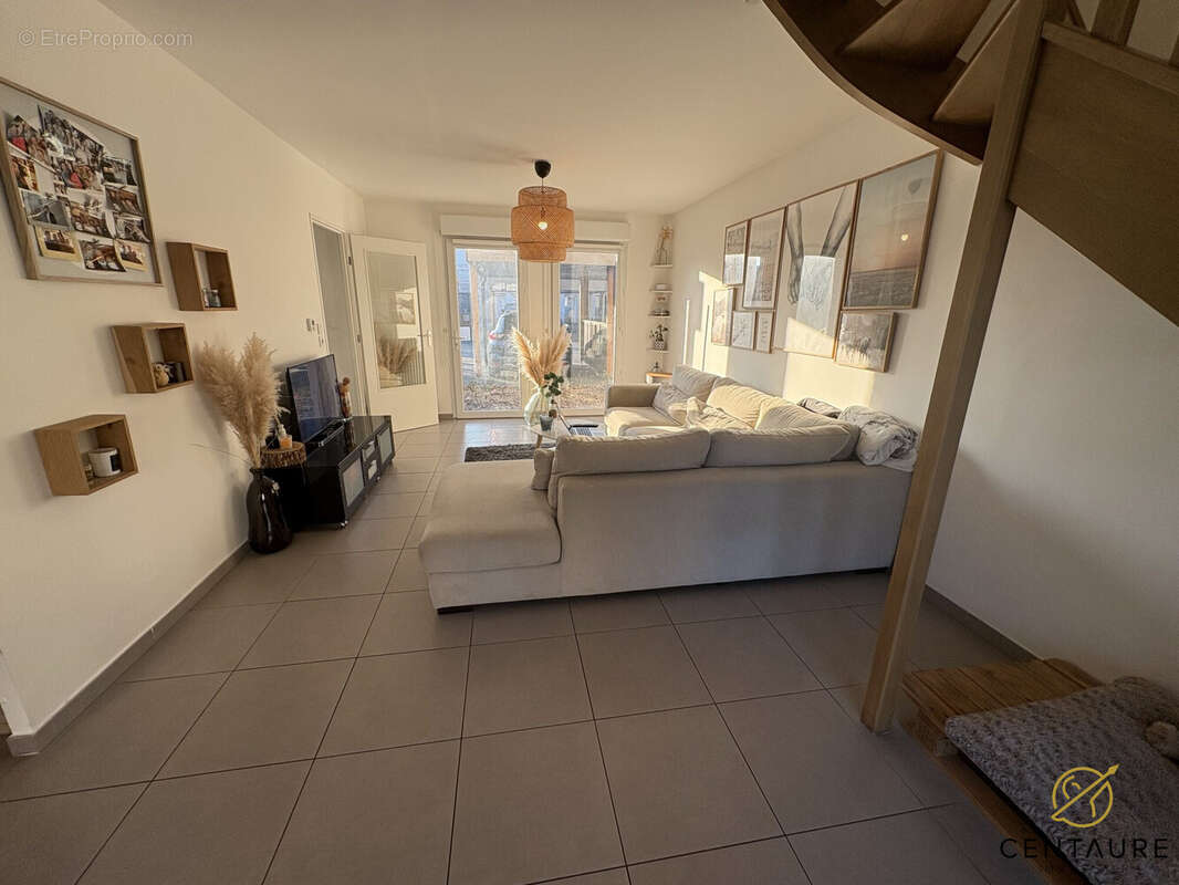 Maison à WAMBRECHIES