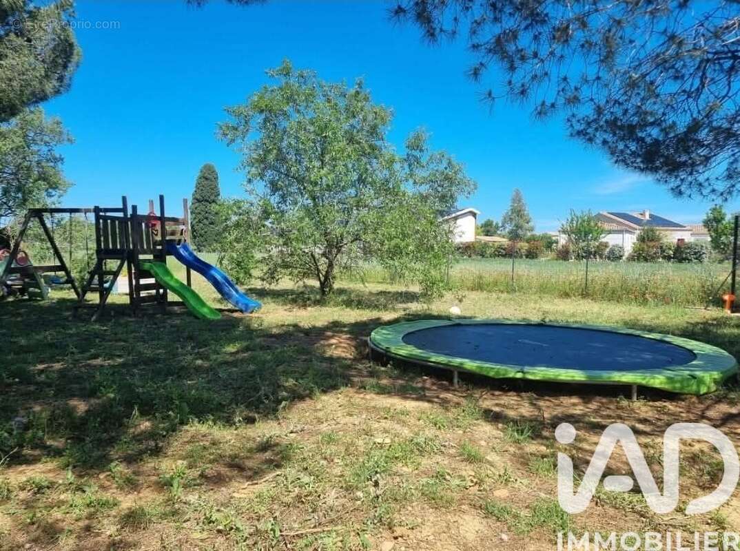 Maison 220 m² à Salleles-D'aude  - photo 3