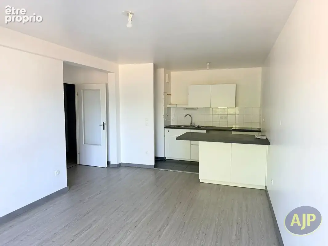 Appartement t3  garage et terrasse coueron - photo 3