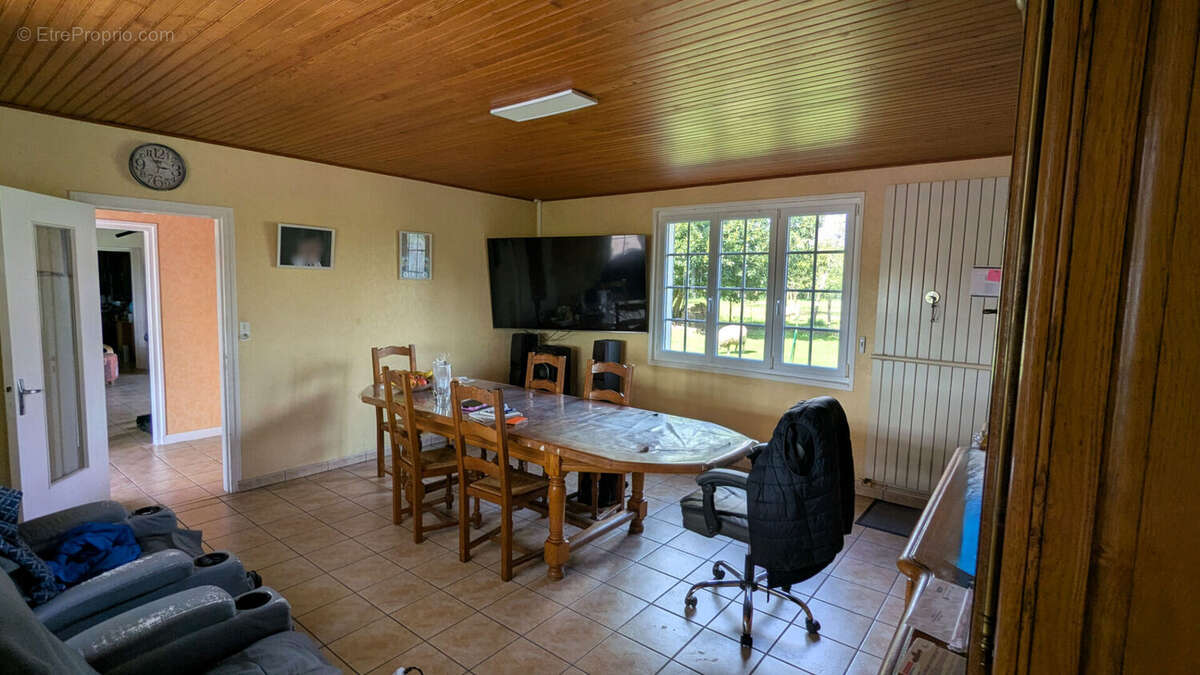 Maison à SAINT-FLOXEL