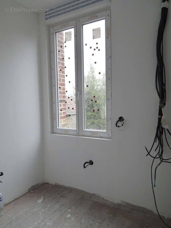 Maison à SAINT-ETIENNE-DU-ROUVRAY