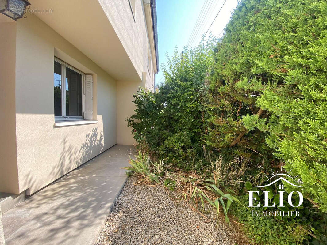 Maison 82 m² à Sainte-Savine  - photo 2