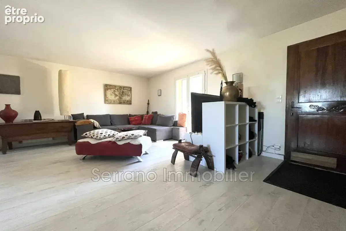 Maison 87 m² à Beaucaire  - photo 4