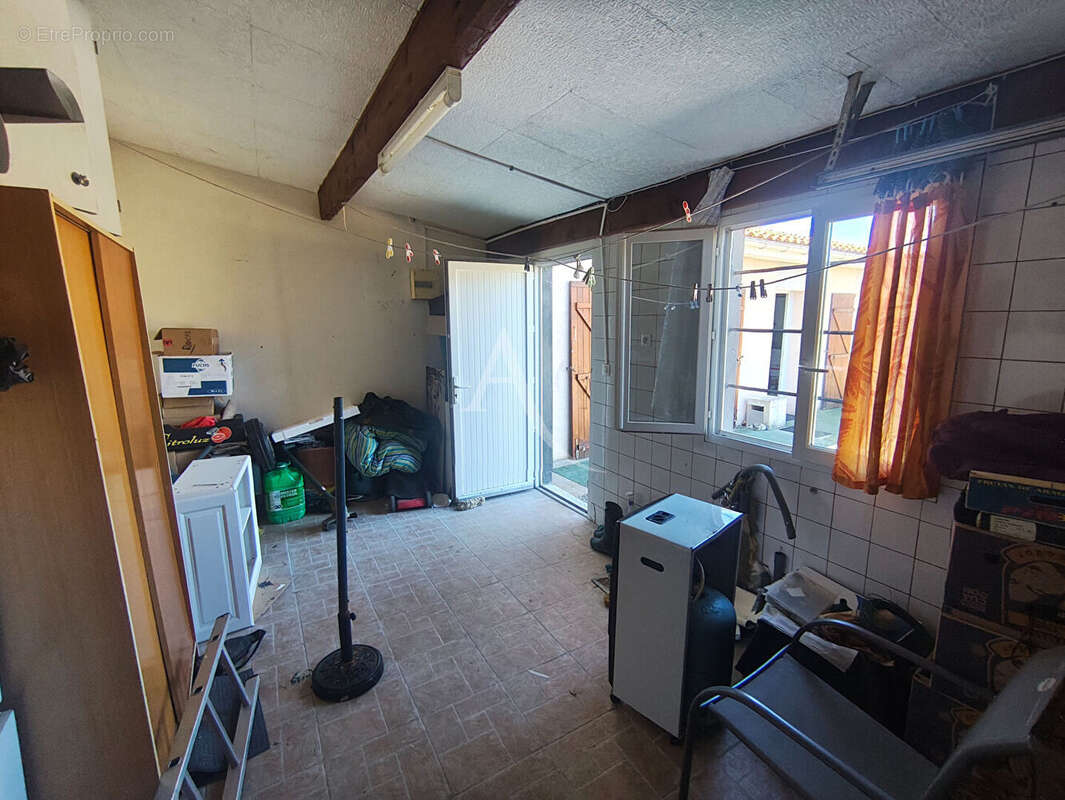 Maison à FONTCOUVERTE