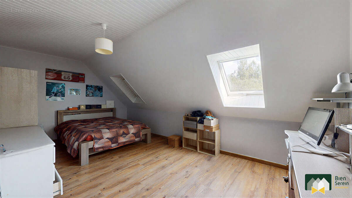 Maison à LEVES