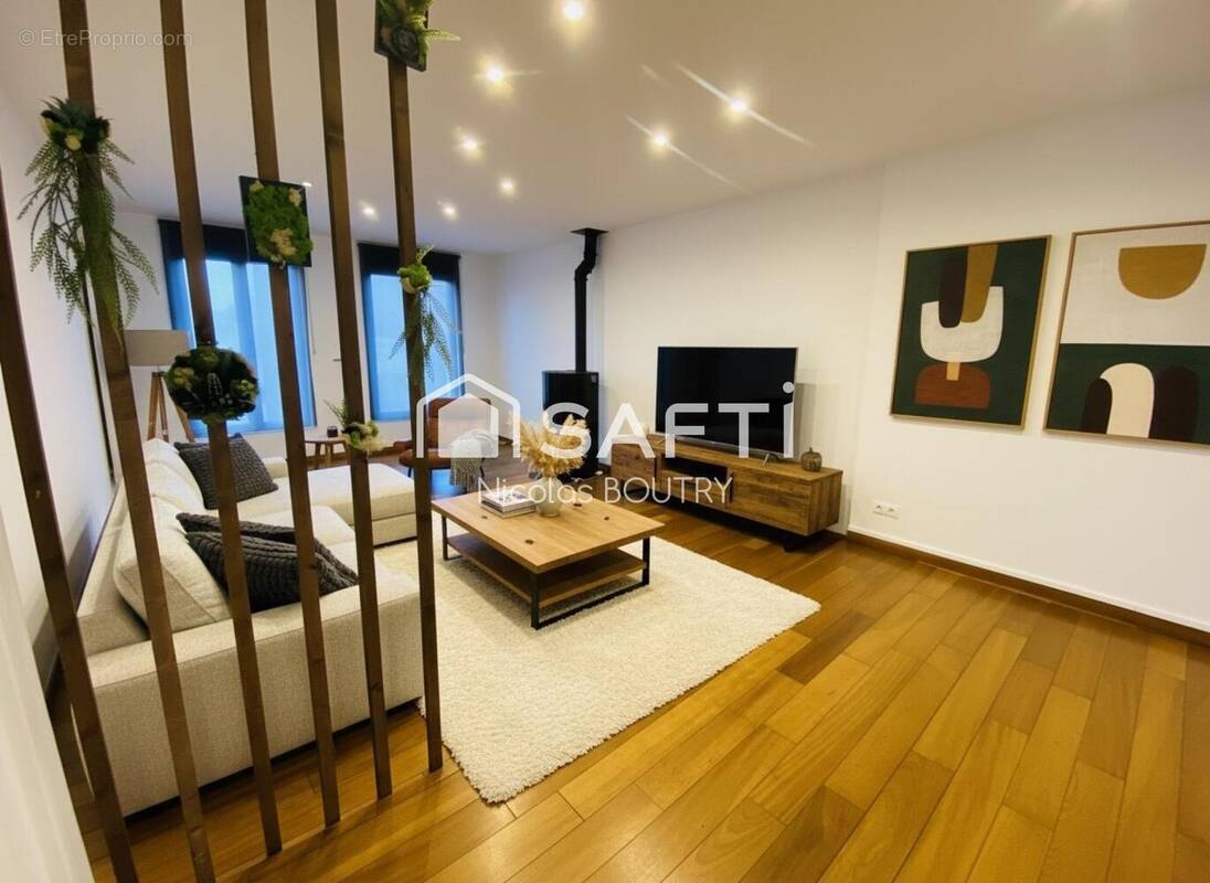 Photo 1 - Maison à SAINT-QUENTIN