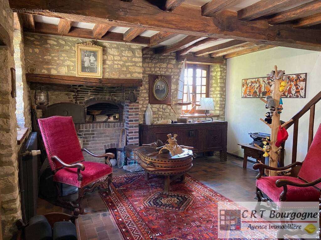 Maison à SAINT-MAURICE-LE-VIEIL